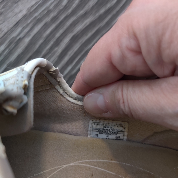 Merrell Slip-On Shoes - Picture 7 of 8